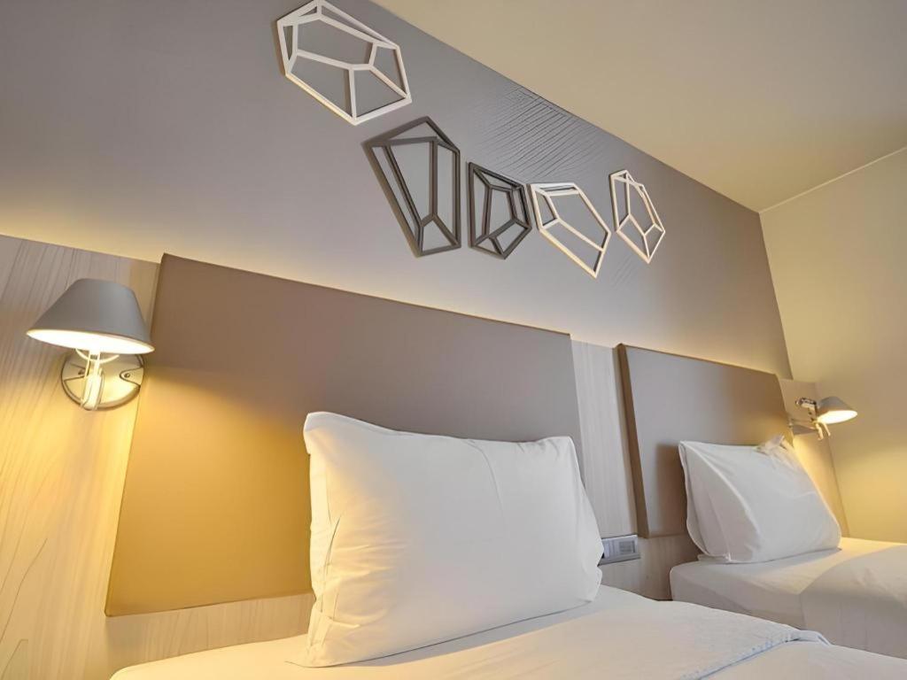 The Heritage Silom Hotel Bangkok Ngoại thất bức ảnh