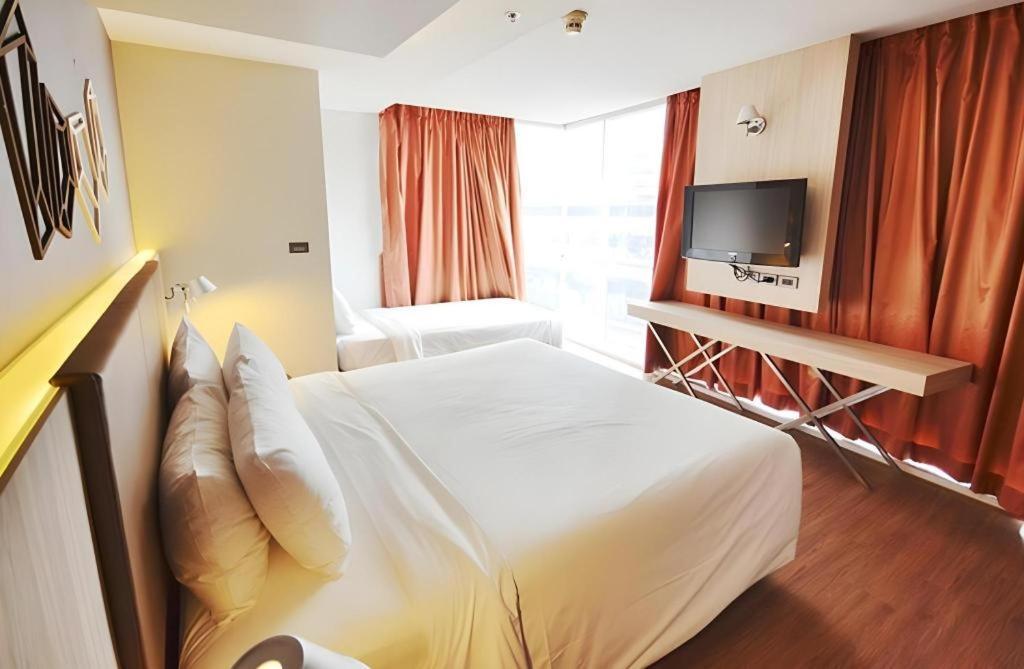 The Heritage Silom Hotel Bangkok Ngoại thất bức ảnh