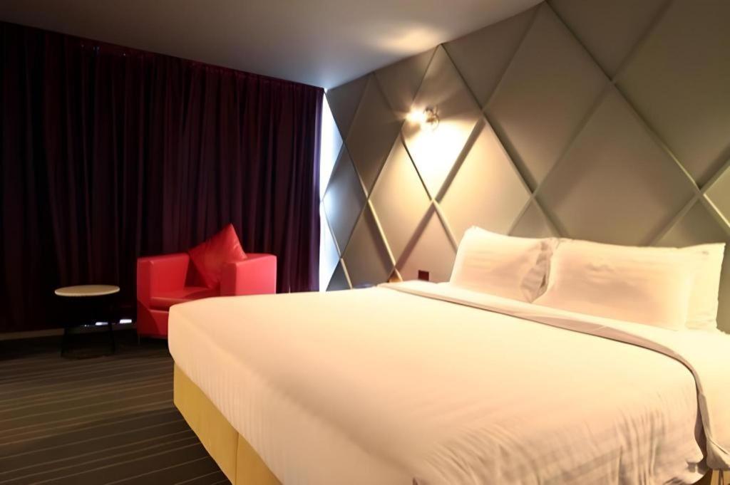 The Heritage Silom Hotel Bangkok Ngoại thất bức ảnh