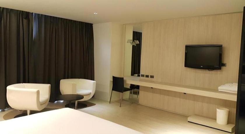 The Heritage Silom Hotel Bangkok Ngoại thất bức ảnh
