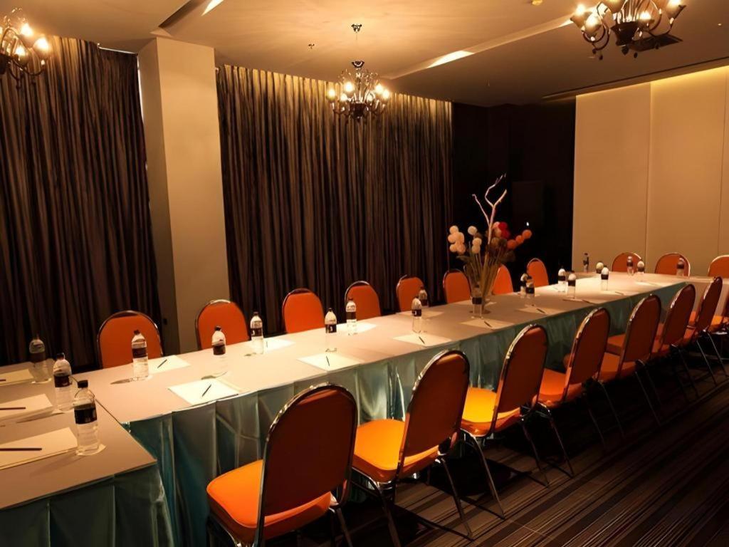 The Heritage Silom Hotel Bangkok Ngoại thất bức ảnh